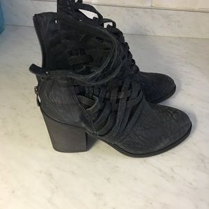 Free people booties size 41